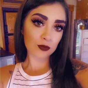 Meet your Posher, Deanna